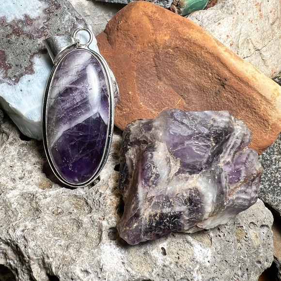 Hand Crafted Jewelry - Chevron amethyst pendant (A-1)